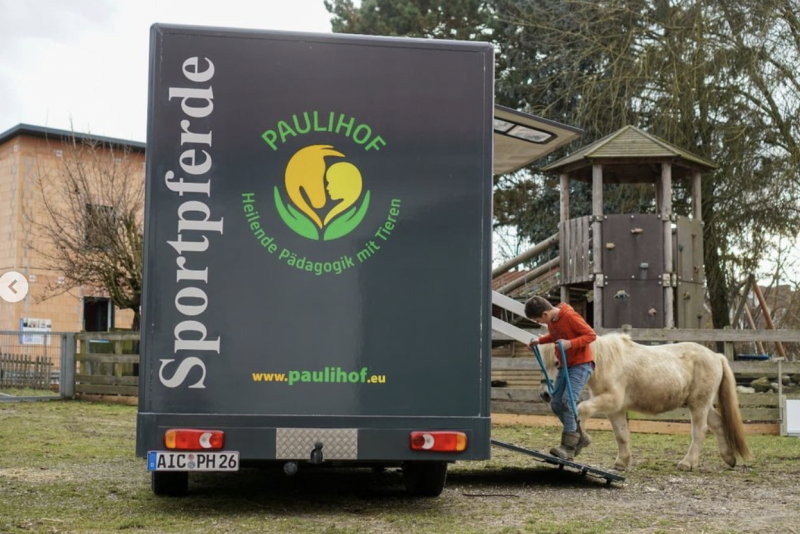 Paulihof-Unser neuer Pferdetransporter